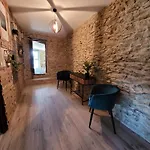 Bed & Breakfast Les Grandes Mollieres 3*