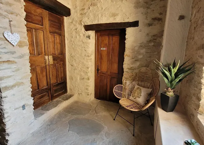 Les Grandes Mollières Couette-café